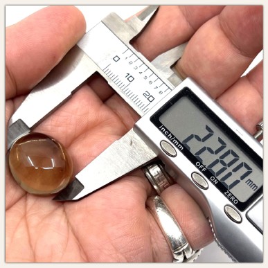 Smokey Quartz Oval Clear With Light Gold Rutile