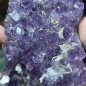 Grappes d’améthyste du Brésil avec dioxyde de titane – Poids : 951 grammes Grappes d’améthyste du Brésil avec dioxyde de titane – Poids : 951 grammes