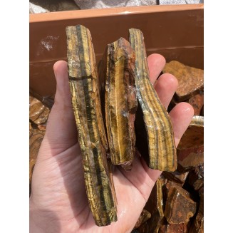 非洲虎眼石混合物 - 按重量计