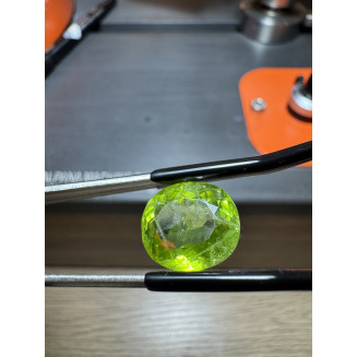 Natural untreated Pakistani  peridot, faceted in Pakistan, weight 9 ct