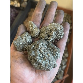 无主岩的黄铁矿 巴西 - 按重量计算