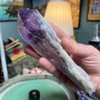 Amatista natural brasileña sin tratar cristal largo - Peso 438 gramos
