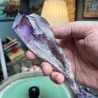 Améthyste naturelle du Brésil non traitée cristal long - Poids 256 grammes