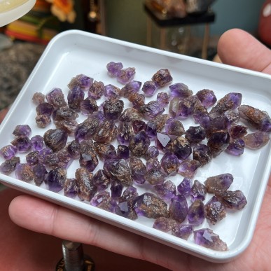 بلورات أميثيست برازيليه طبيعيه غير معالجه - بوزن 100 جرام