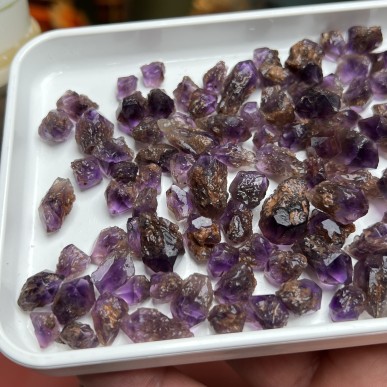 Brazilian Amethyst Crystals - Natural Untreated weight 100 Grams - AU013