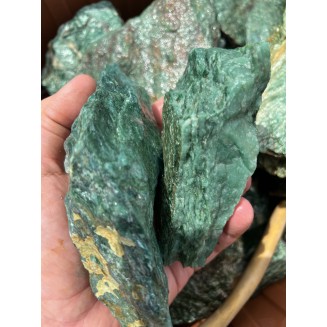 巴西富闪石云母 - 按重量计
