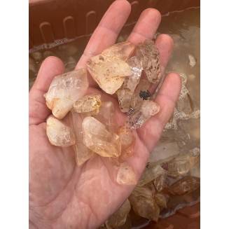 Quartz Crystal points Brazil - by the weight