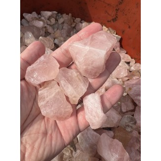 Rose Quarts mittlere bis helle Farbe Brasilien - nach Gewicht