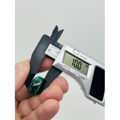 Tanzanian Malachite good quality no treatment - weight 7.86 Gram