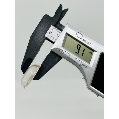 كوارتز روتيل ذهبي برازيلي طبيعي غير معالج - بوزن 7.17 جرام