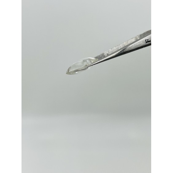 كوارتز برازيلي طبيعي غير معالج - بوزن 2.64 جرام