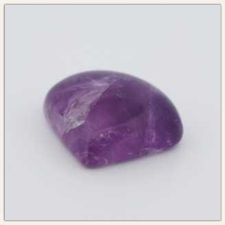 Natürlicher brasilianischer Amethyst im Muschelschliff