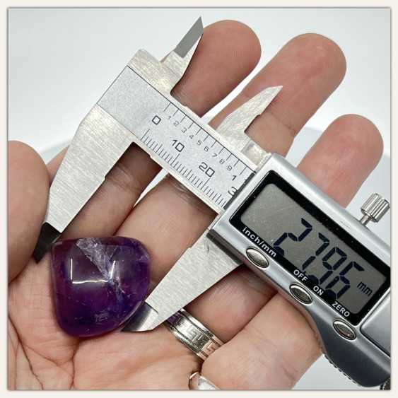 천연 브라질 자수정 쉘 컷