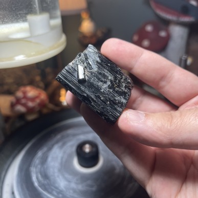 Black Brazilian Tourmaline Top Quality - weight 147.37