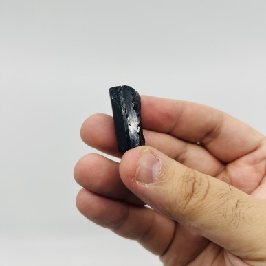 Black Brazilian Tourmaline top quality - weight 14.10 Gram
