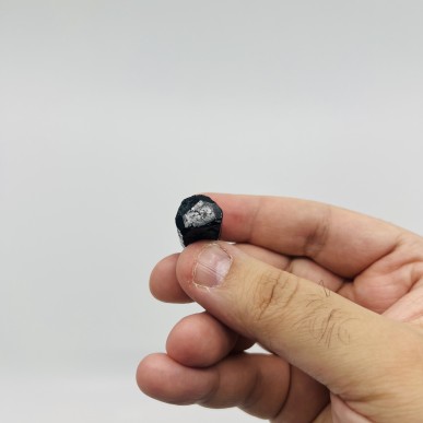 Black Brazilian Tourmaline top quality - weight 14.10 Gram