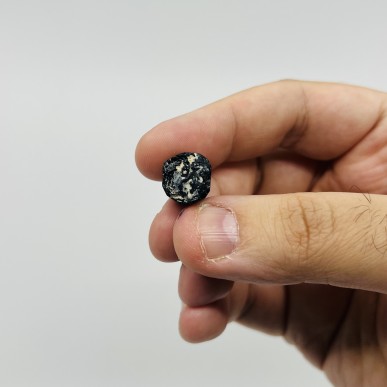 Black Brazilian Tourmaline top quality - weight 5.65 Gram