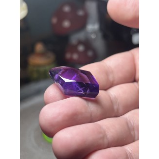 Brazilian Amethyst top quality no radiation treatment - weight 8.94 Gram