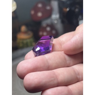 Brazilian Amethyst top quality no radiation treatment - weight 8.94 Gram