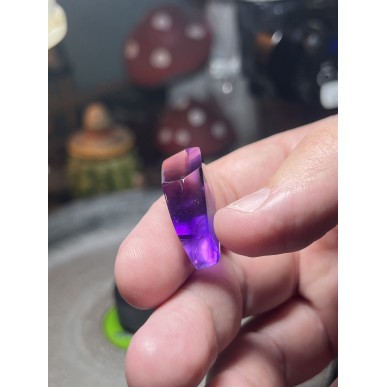 Brazilian Amythest top quality no radiation treatment - weight 8.94 Gram