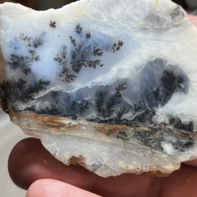 Natural Dendritic chalcedony with white jasper from Brazil - weight 90 Grams