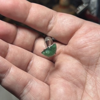 Brazilian Cat’s eye Emerald rare piece great quality natural no oil no treatments - weight 2.7 ct