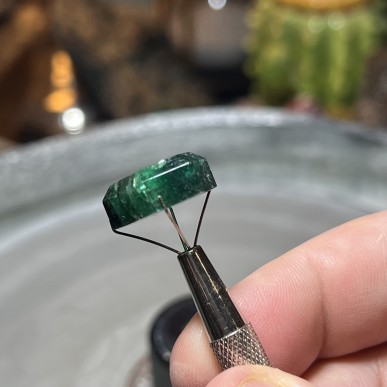 Brazilian Galaxy side from Cat’s eye Emerald rare piece great quality natural no oil no treatments - weight 19.10 ct