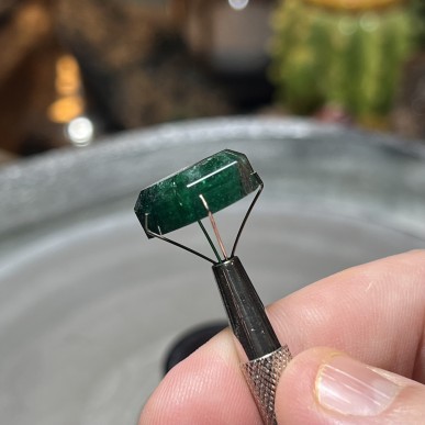 Brazilian Galaxy side from Cat’s eye Emerald rare piece great quality natural no oil no treatments - weight 19.10 ct