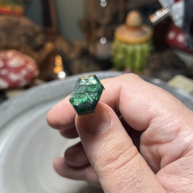 Brazilian Galaxy side from Cat’s eye Emerald rare piece great quality natural no oil no treatments - weight 19.10 ct