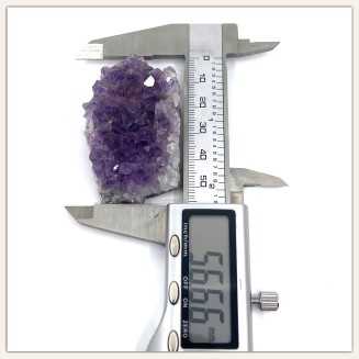 巴西紫水晶簇重 52.36 克